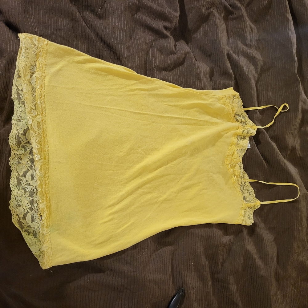 Spaghetti strap tank top yellow
